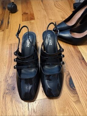 Patent leather Mary Jane chunky heel